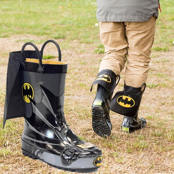 NEW Removable Cape! Western Chief Kids' Batman Everlasting Rain Boot Sizes 8-1 - Picture 1 of 9